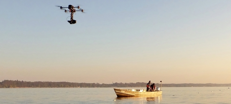 Kameradrohne mit GH5 4K Kamera im Einsatz auf dem Chiemsee für ZDF Dokumentation